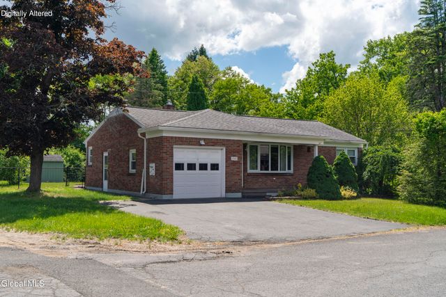 2368 Pine Avenue, Schenectady, NY 12304