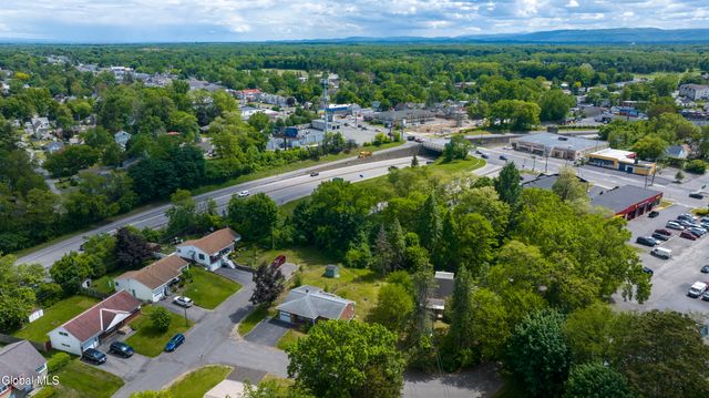 2368 Pine Avenue, Schenectady, NY 12304