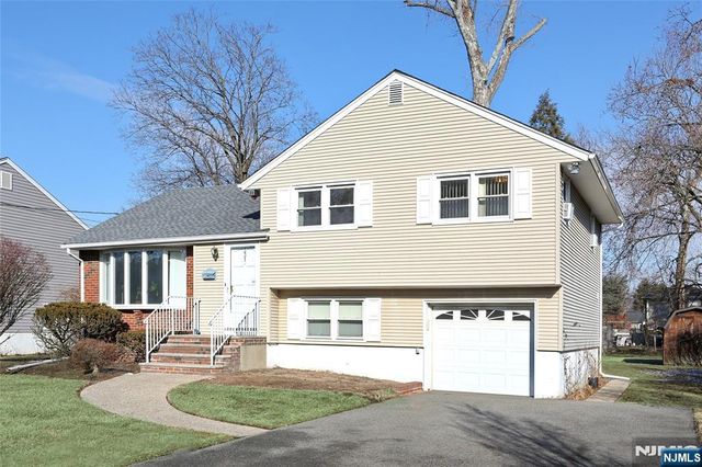 331 Webster Drive, New Milford, NJ 07646