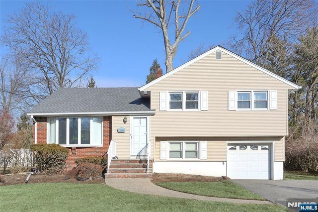 331 Webster Drive, New Milford, NJ 07646