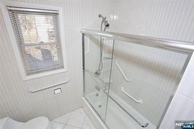 331 Webster Drive, New Milford, NJ 07646