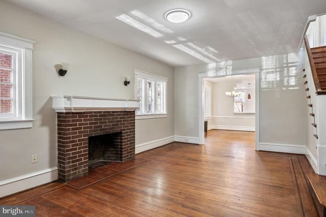 414 E 20TH ST, Chester, PA 19013