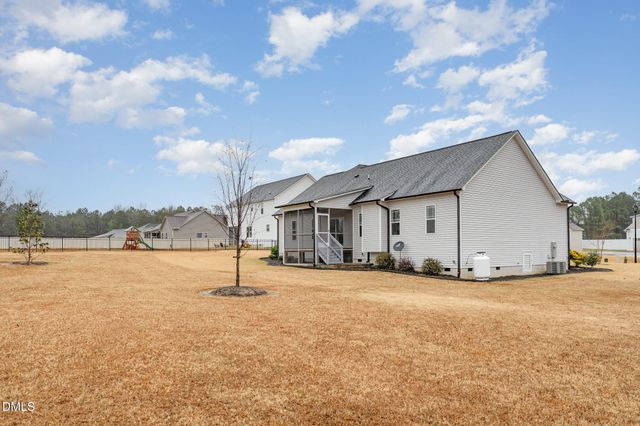 88 Bodacious Lane, Benson, NC 27504