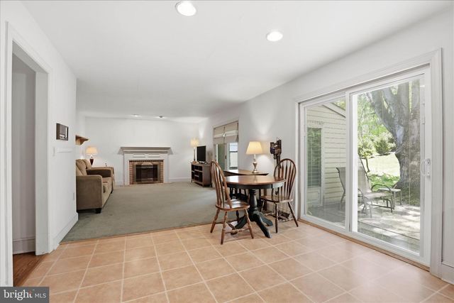 410 CARDINAL CT, Lancaster, PA 17603