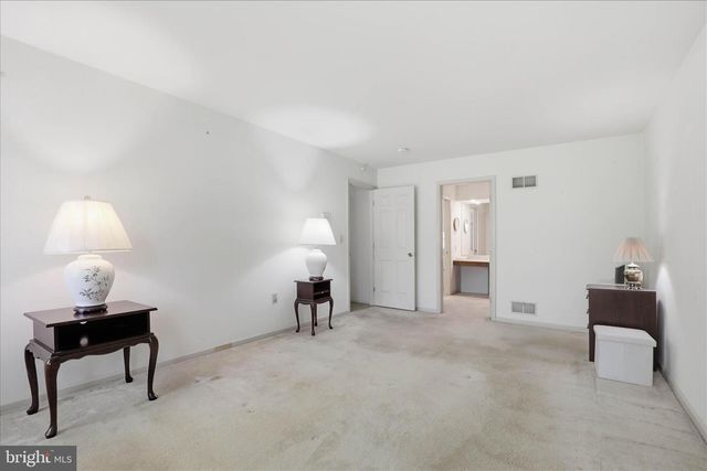 410 CARDINAL CT, Lancaster, PA 17603