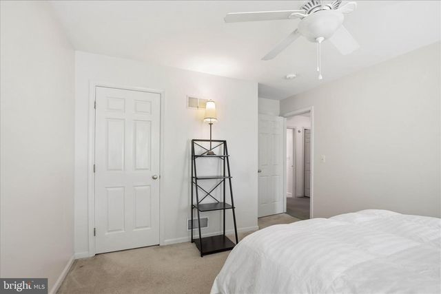 410 CARDINAL CT, Lancaster, PA 17603