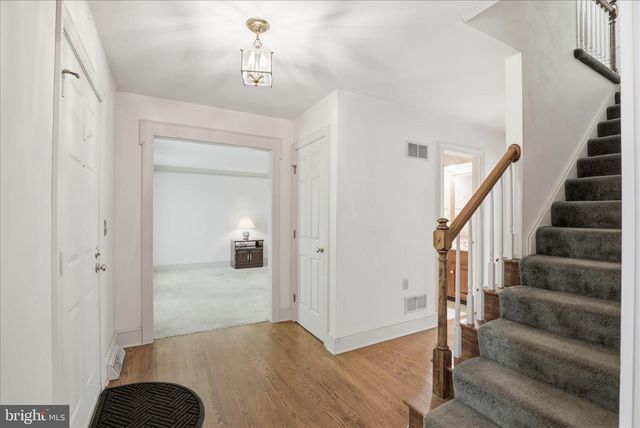 410 CARDINAL CT, Lancaster, PA 17603