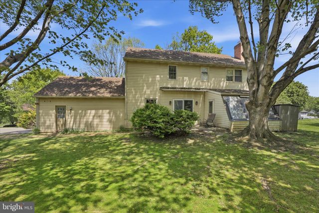 410 CARDINAL CT, Lancaster, PA 17603