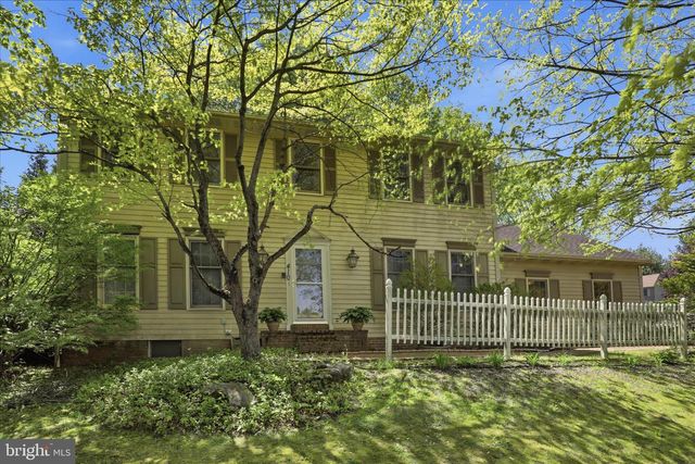 410 CARDINAL CT, Lancaster, PA 17603
