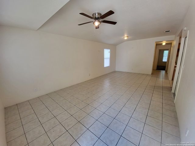 7959 MG Rd, San Antonio, TX 78251