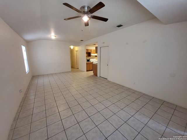 7959 MG Rd, San Antonio, TX 78251