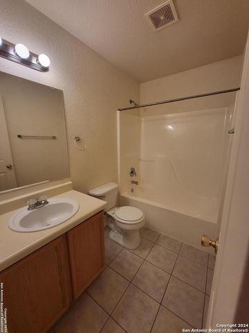 7959 MG Rd, San Antonio, TX 78251