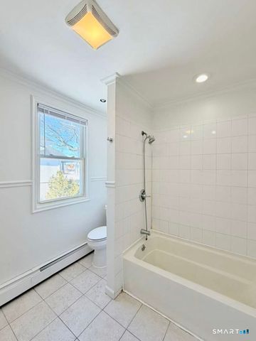 2 Derby Avenue, New Haven, CT 06511