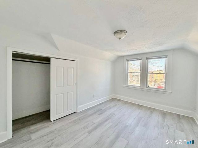 2 Derby Avenue, New Haven, CT 06511