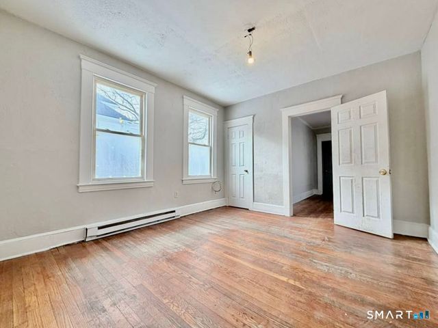 2 Derby Avenue, New Haven, CT 06511