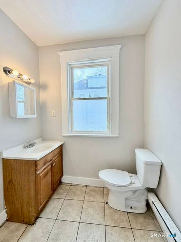 2 Derby Avenue, New Haven, CT 06511