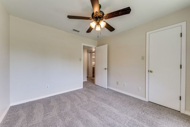 5915 Volunteer Place, Rockwall, TX 75032