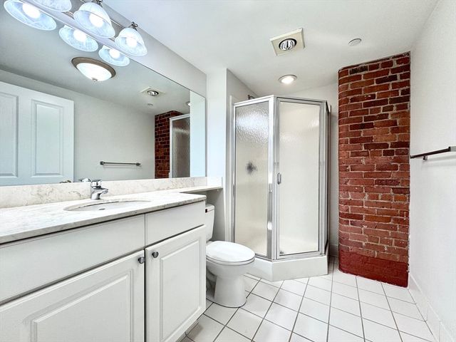 4 Bishop Street G17, Framingham, MA 01702