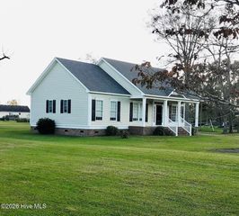 112 Ed Sawyer Lane, Maple, NC 27956