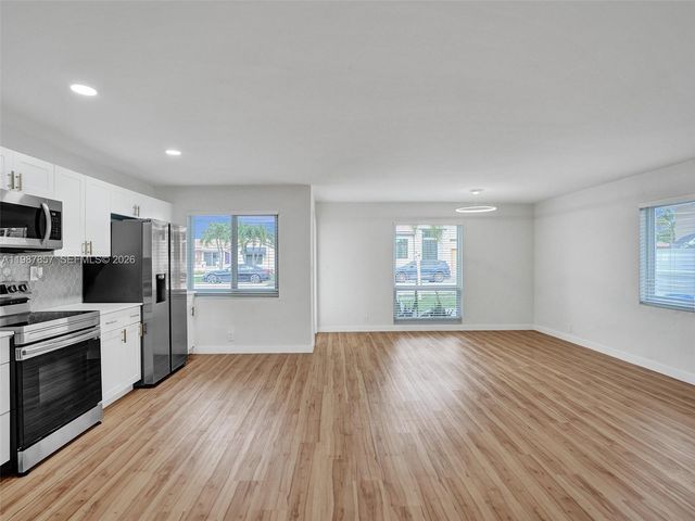 932 Mandarin Isle 1, Fort Lauderdale, FL 33315