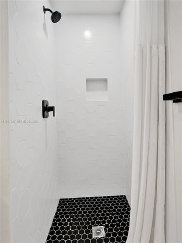 932 Mandarin Isle 1, Fort Lauderdale, FL 33315