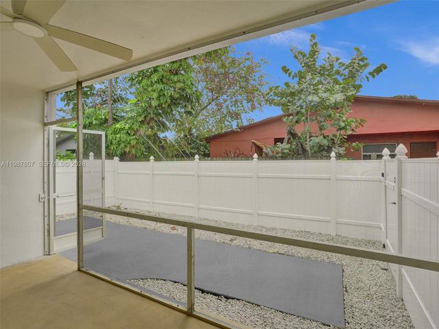 932 Mandarin Isle 1, Fort Lauderdale, FL 33315