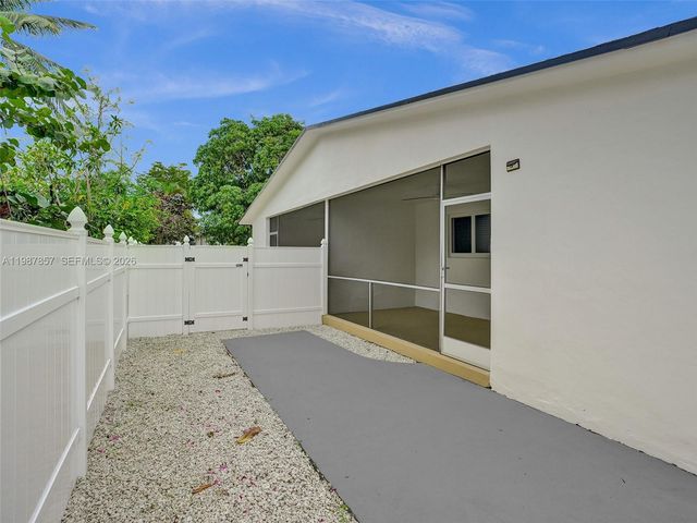 932 Mandarin Isle 1, Fort Lauderdale, FL 33315