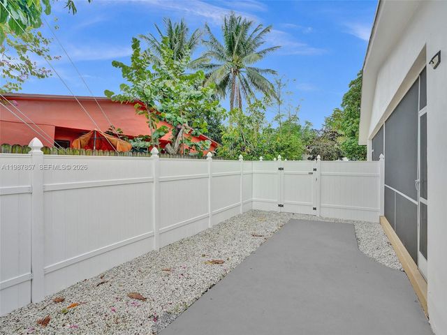 932 Mandarin Isle 1, Fort Lauderdale, FL 33315