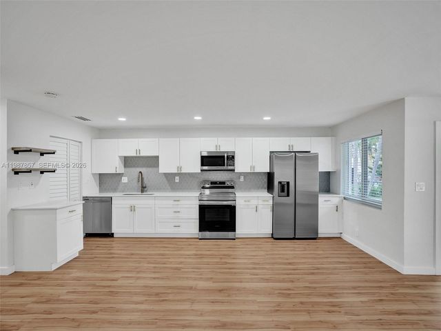 932 Mandarin Isle 1, Fort Lauderdale, FL 33315