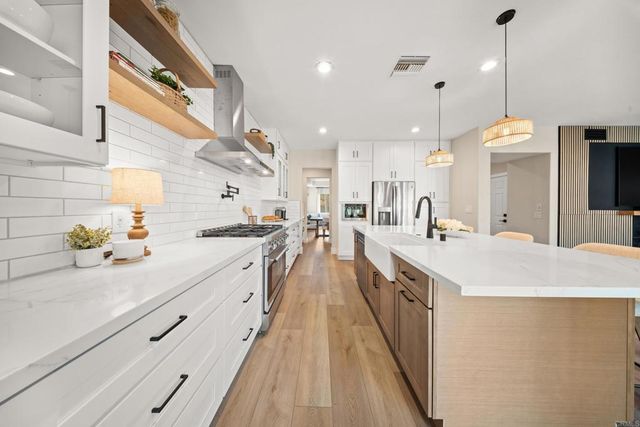 5063 Millay Court, Carlsbad, CA 92008