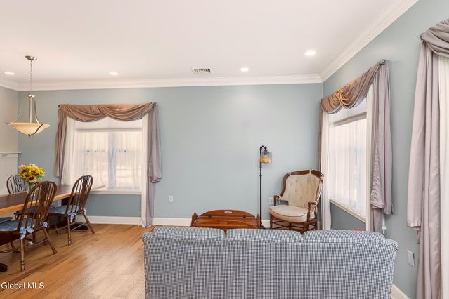 73 Saratoga Road APT 7, Glenville, NY 12302