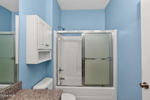 73 Saratoga Road APT 7, Glenville, NY 12302