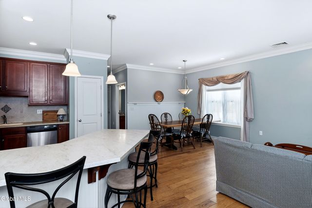 73 Saratoga Road APT 7, Glenville, NY 12302