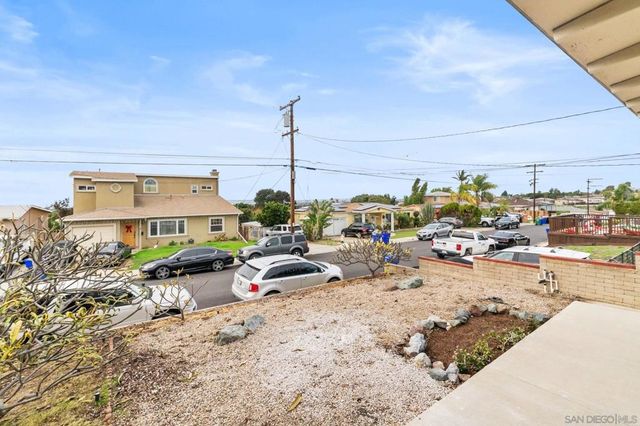 2429 Calle Serena, San Diego, CA 92139