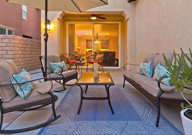 462 Via De La Paz, Palm Desert, CA 92211