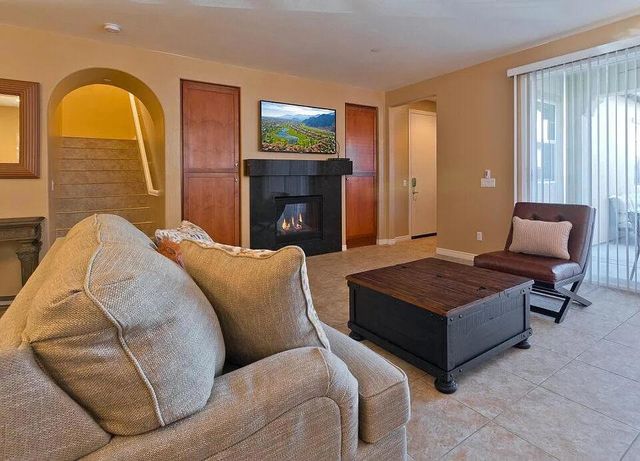 462 Via De La Paz, Palm Desert, CA 92211