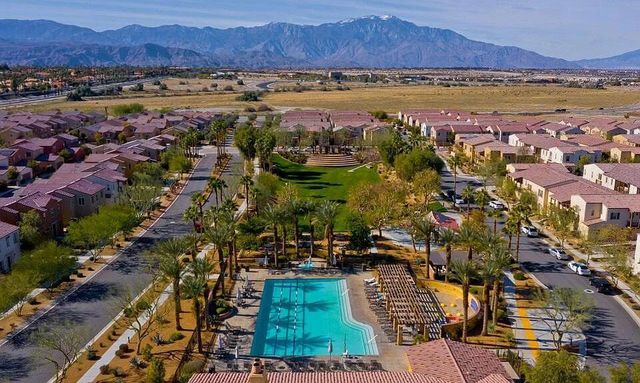 462 Via De La Paz, Palm Desert, CA 92211