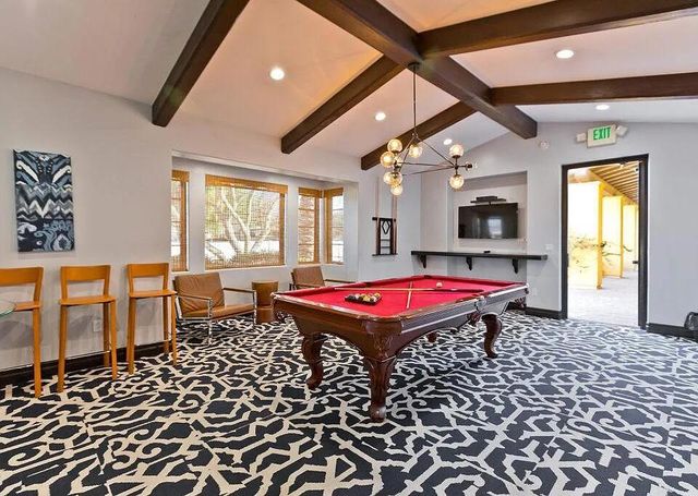 462 Via De La Paz, Palm Desert, CA 92211
