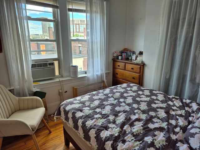 100 St Mary's St 10, Boston, MA 02215