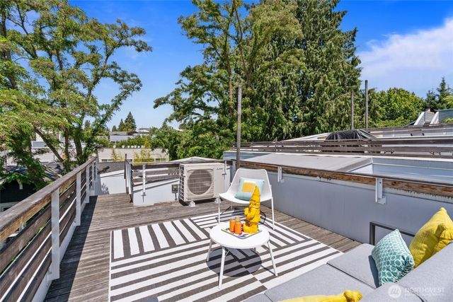 3642 A Interlake Avenue N, Seattle, WA 98103