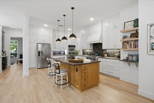 6705 Olympia Hills Road, Fort Worth, TX 76132
