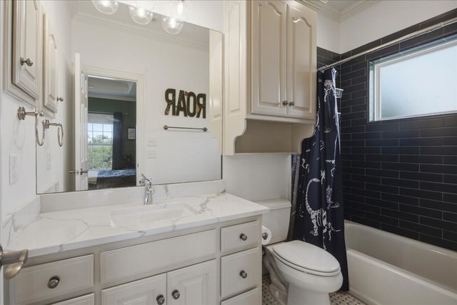 6705 Olympia Hills Road, Fort Worth, TX 76132
