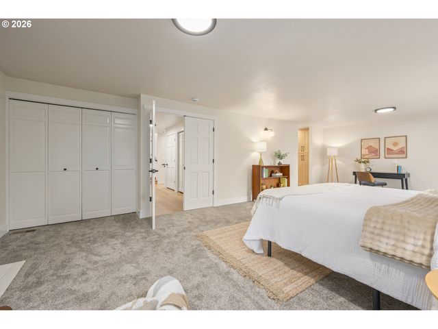 3810 SPRING Blvd, Eugene, OR 97405