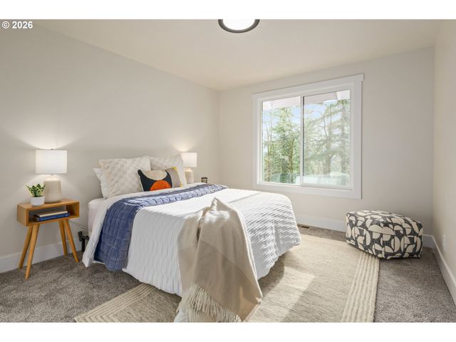 3810 SPRING Blvd, Eugene, OR 97405