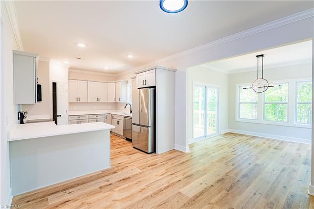 6 Teaberry Court, Greensboro, NC 27455