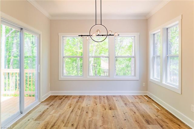 6 Teaberry Court, Greensboro, NC 27455