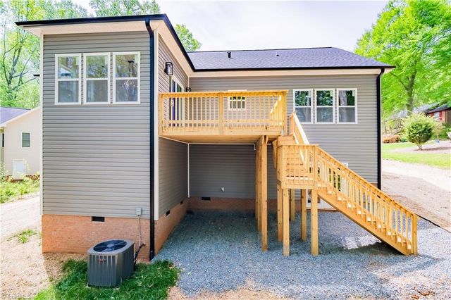 6 Teaberry Court, Greensboro, NC 27455