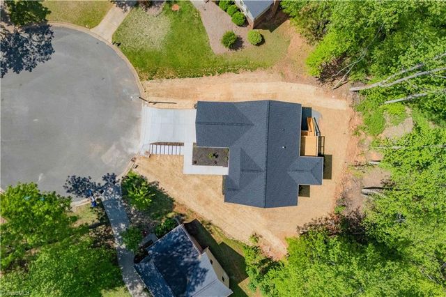 6 Teaberry Court, Greensboro, NC 27455