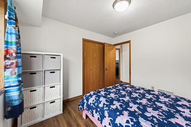 5040 Edinburgh Way, Big Lake, MN 55309