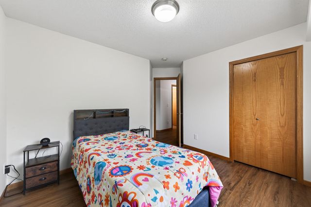 5040 Edinburgh Way, Big Lake, MN 55309